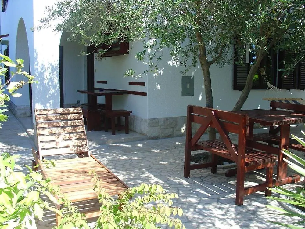 Guesthouse Losinj Apartman Mali Losinj